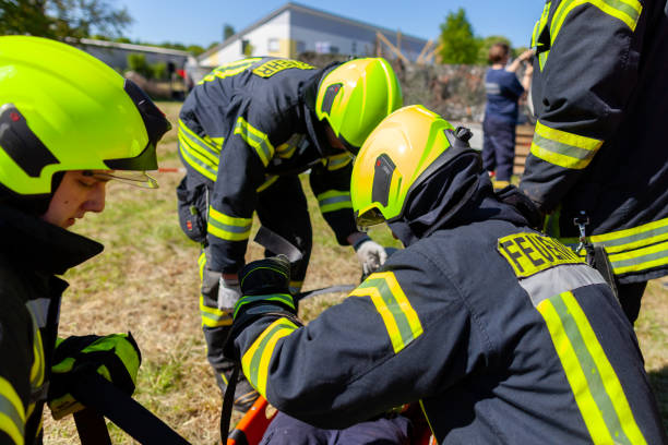 support for firefighters Coping Strategies il est essentiel de disposer des courts de tennis bien construits et équipés de mesures de sécurité avancées.